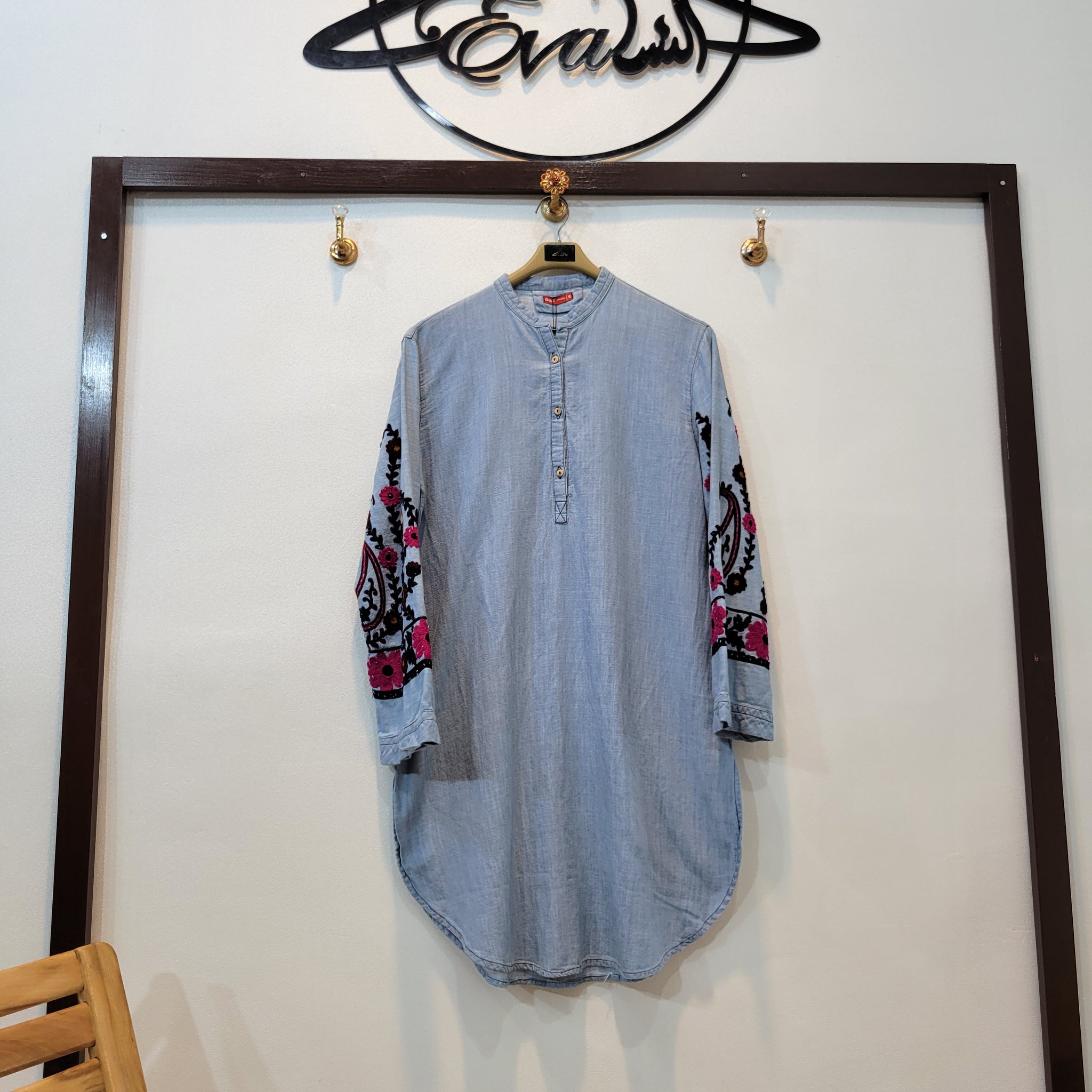 Denim sleeves emb Shirt