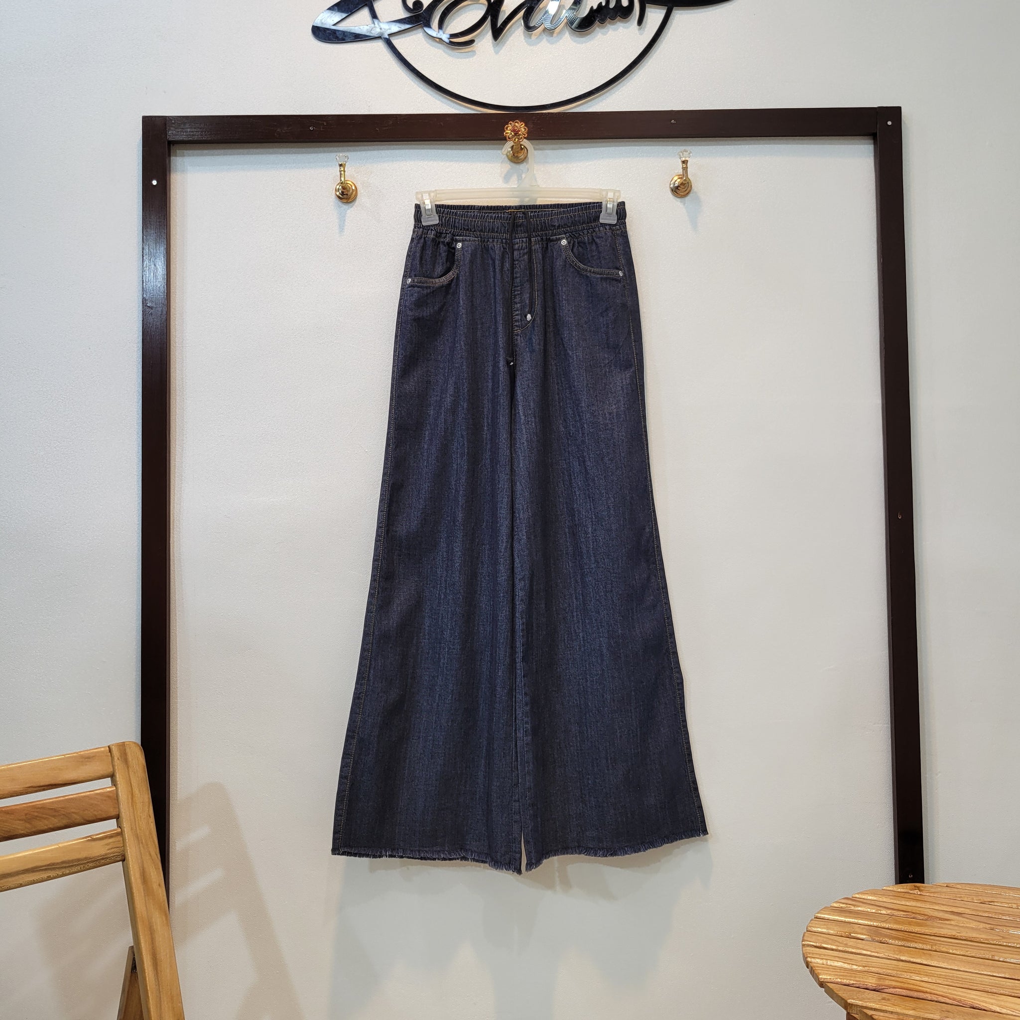 3.Denim Flapper (Black)