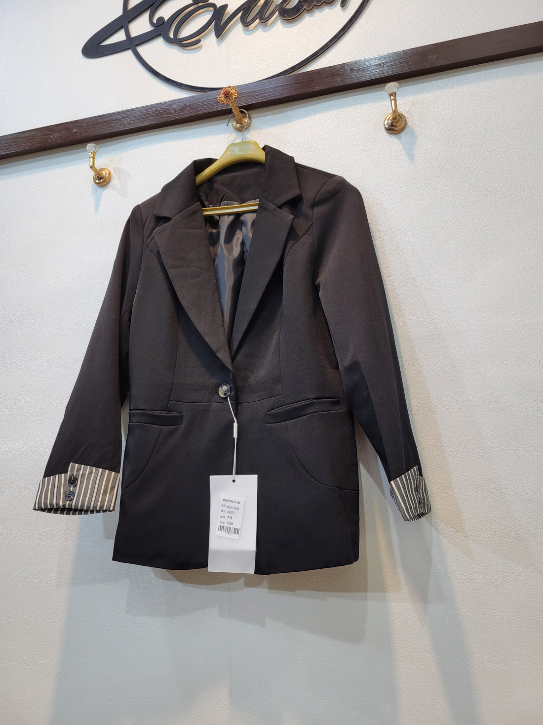 Blazer 009 (Black)