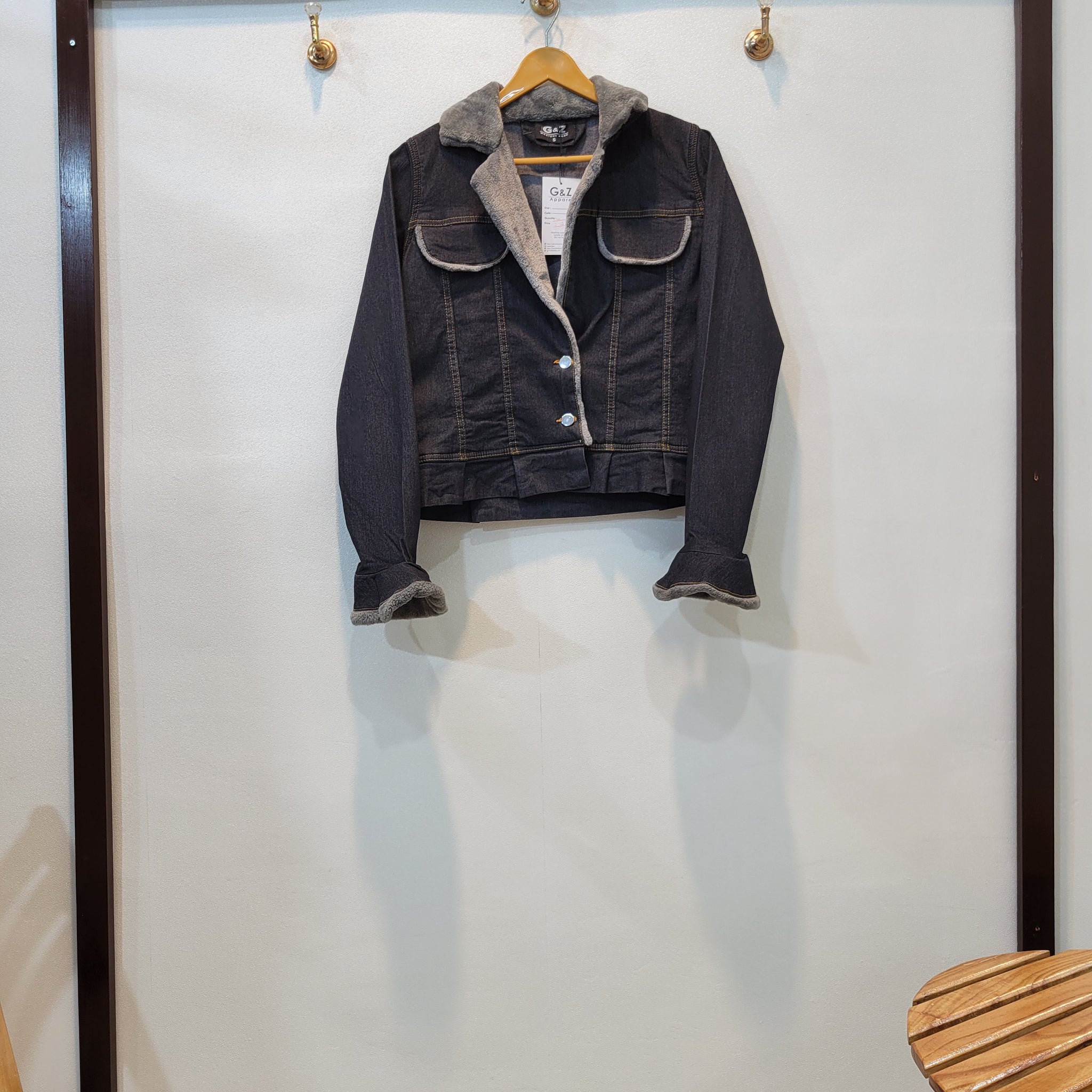 Lv jacket ( Black )