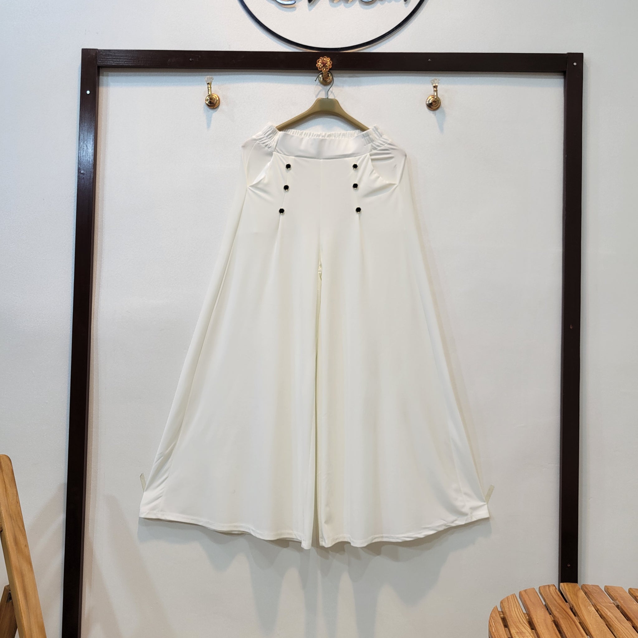 6 Button Jersey Flapper (White)