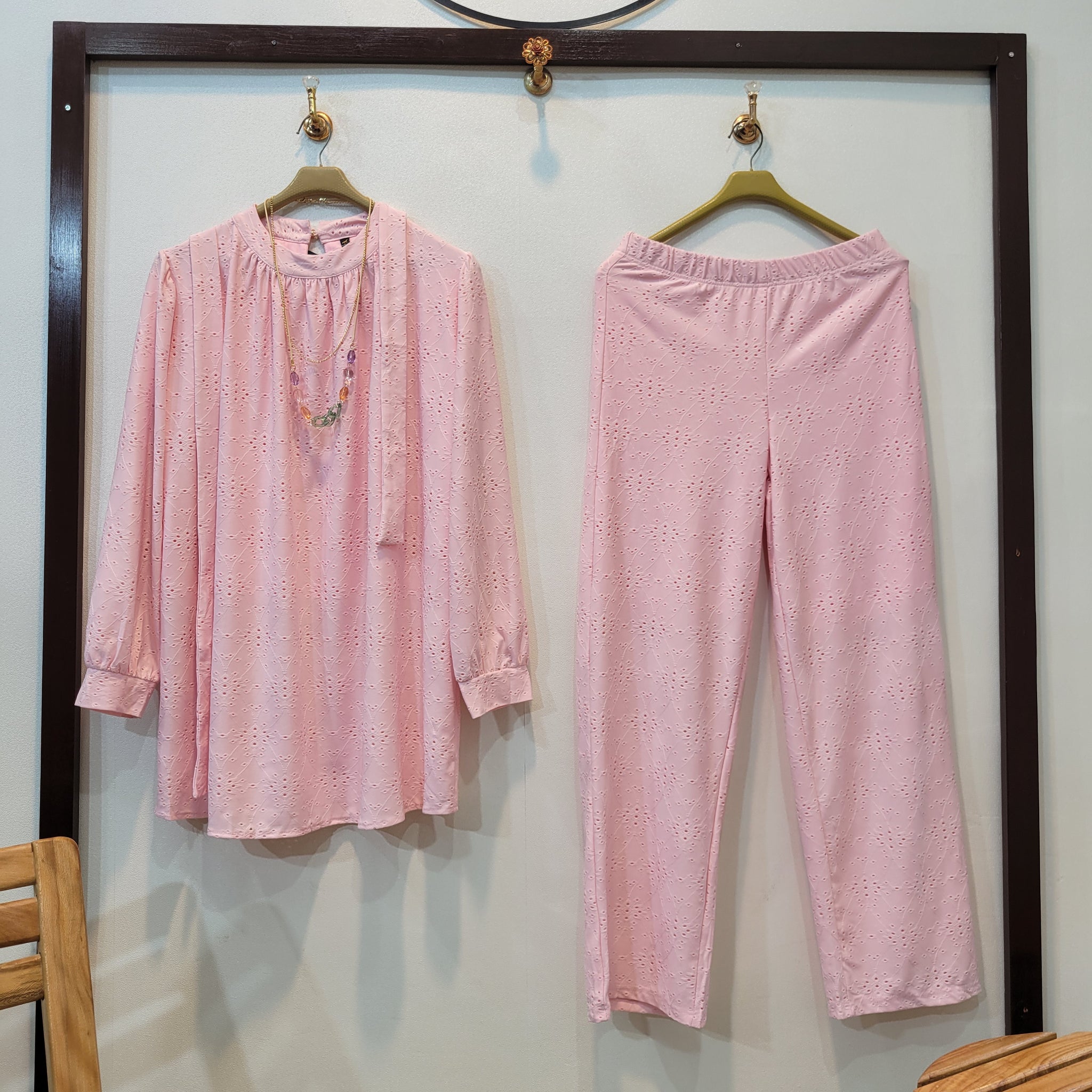 Moonstone (Baby Pink)