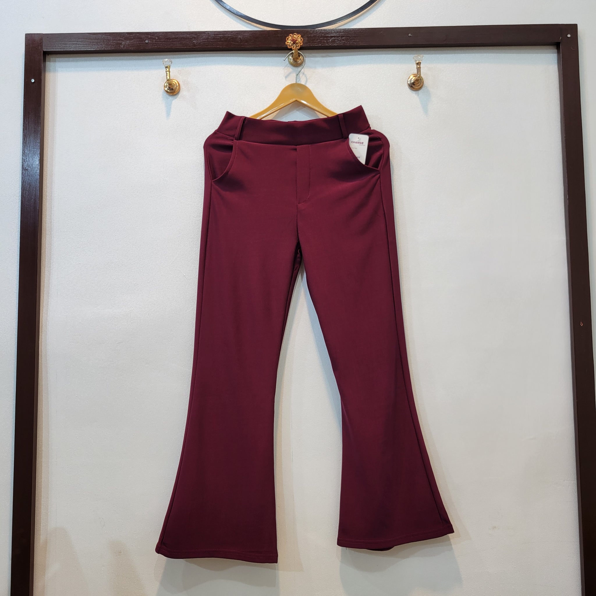 Fly b (Maroon)