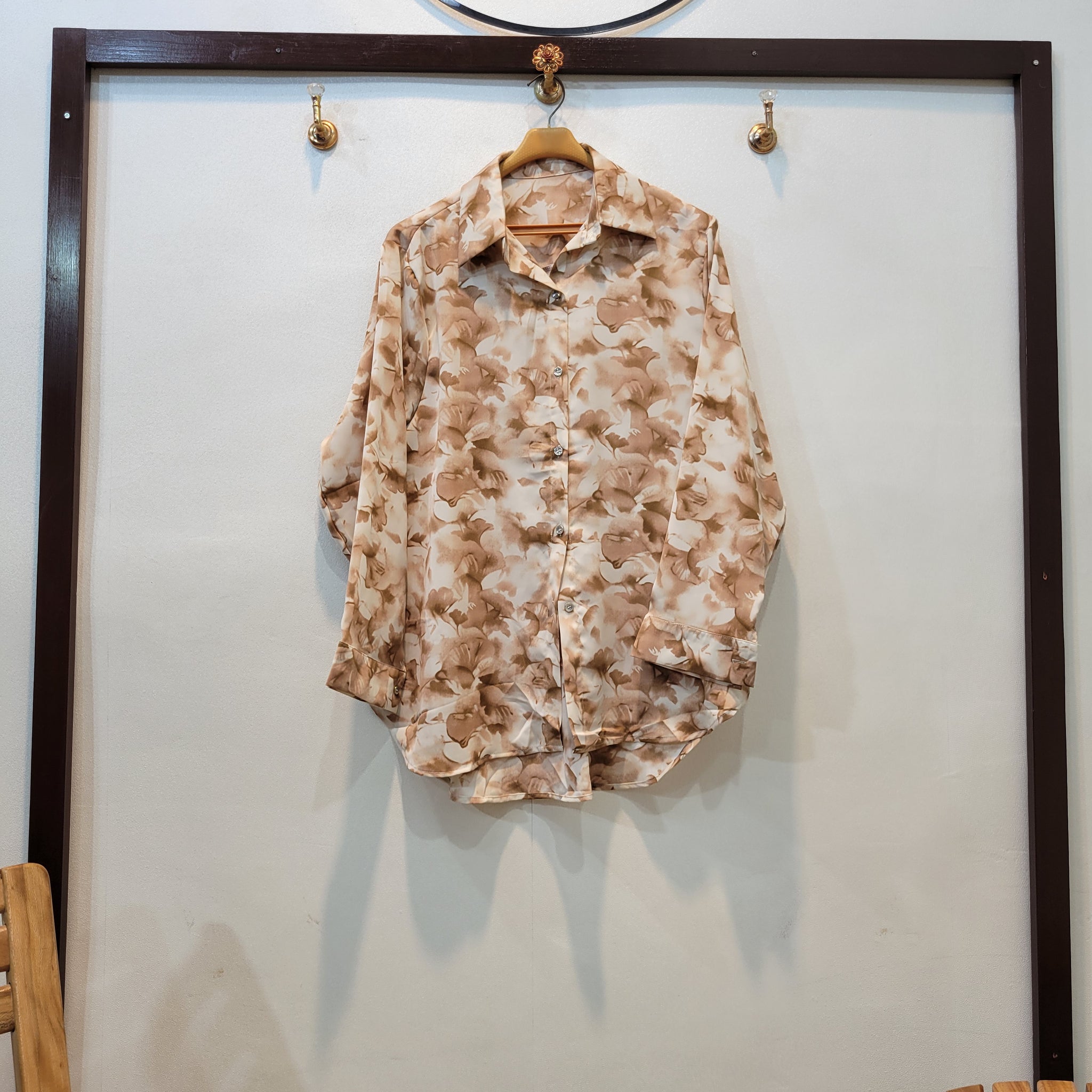 Spritual (Brown White)