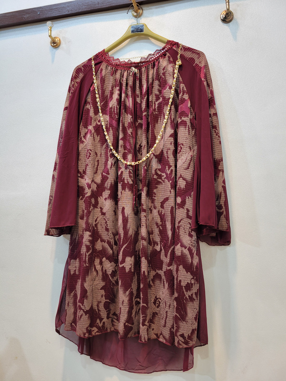 Next Top (Maroon)