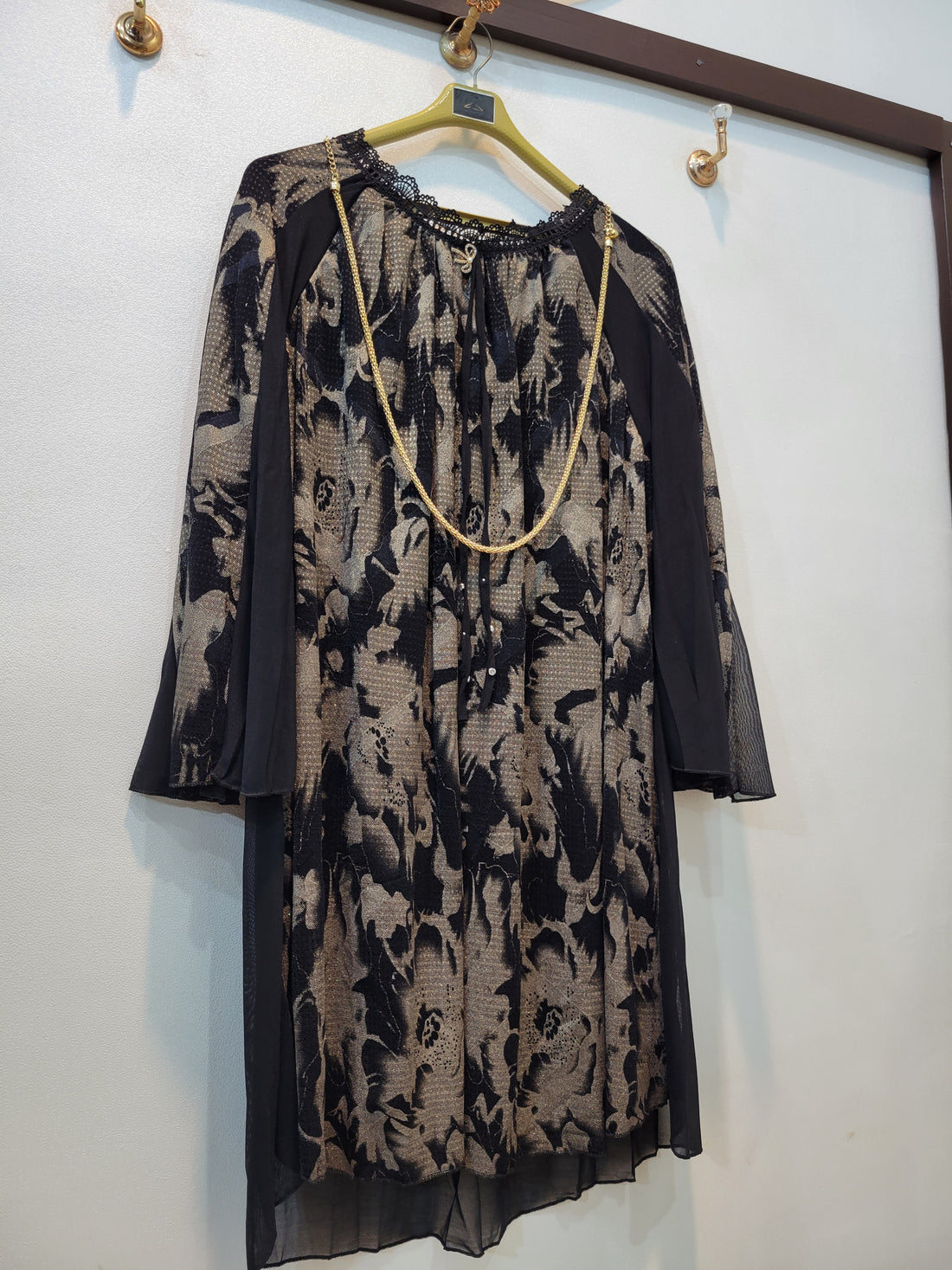 Next Top (Black)