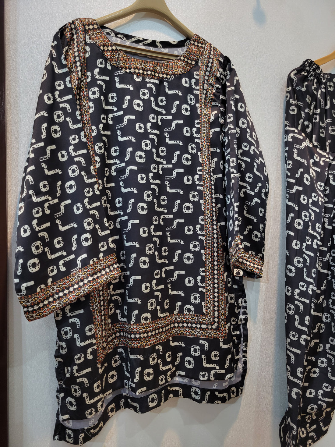 Farsilk 2.0 (Black)