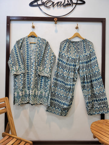 Andaz Farshi - Lawn (Grey)