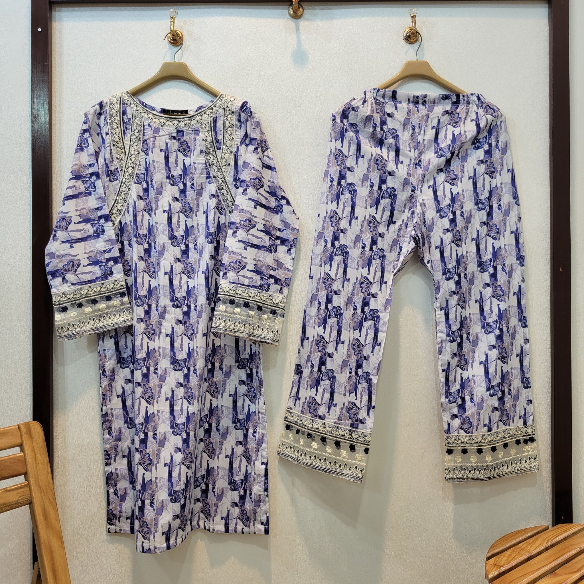 Storm Lawn 2PCS (White Blue)
