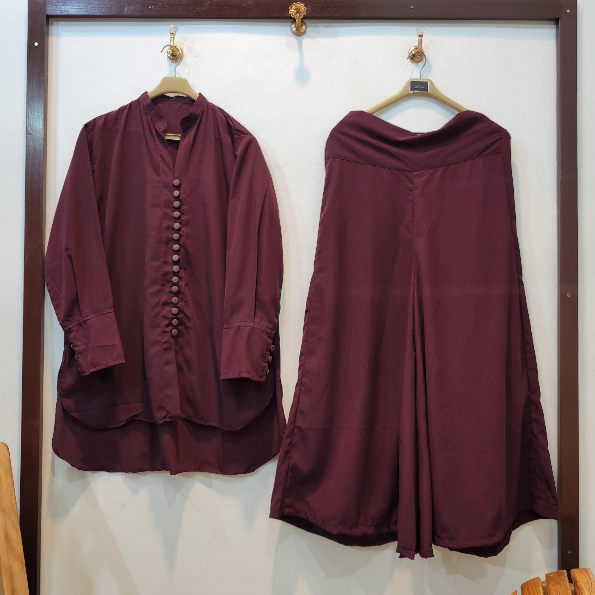 Solid fairy tale (Maroon)