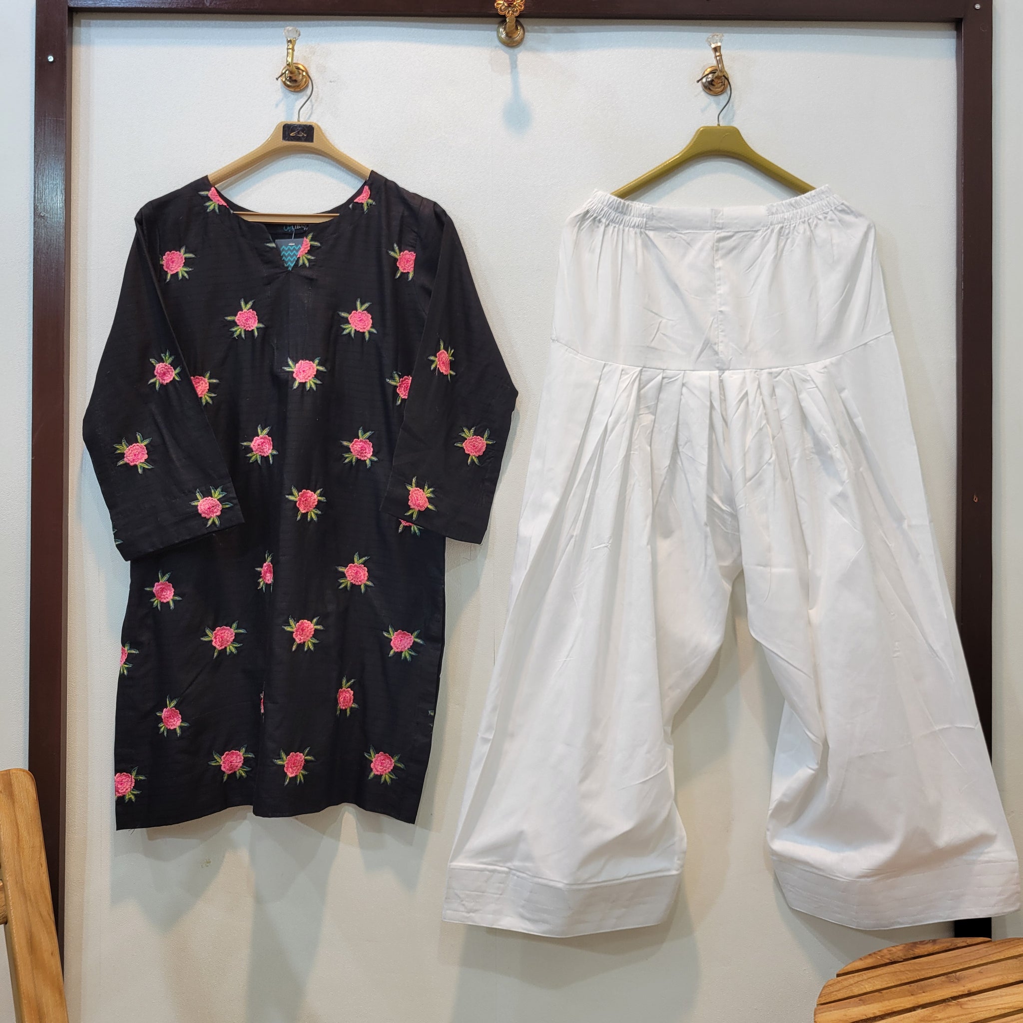 Farshi Kitty 2pcs (Black)