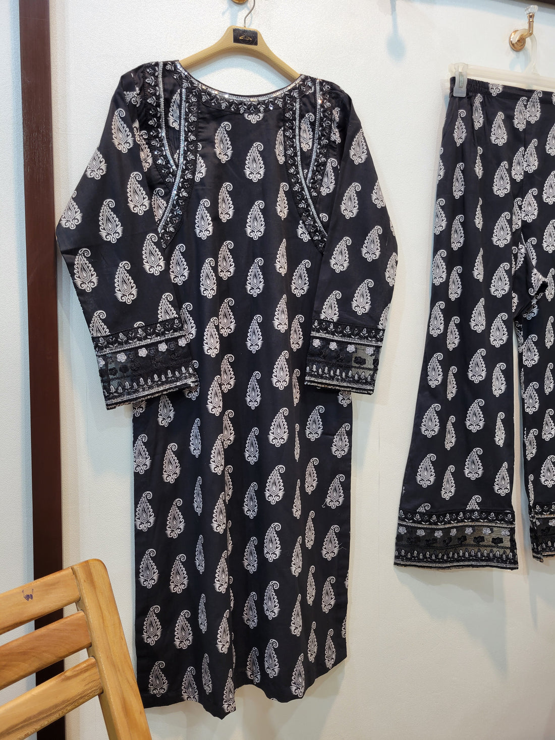 Storm Lawn 2PCS (Black White Kali)