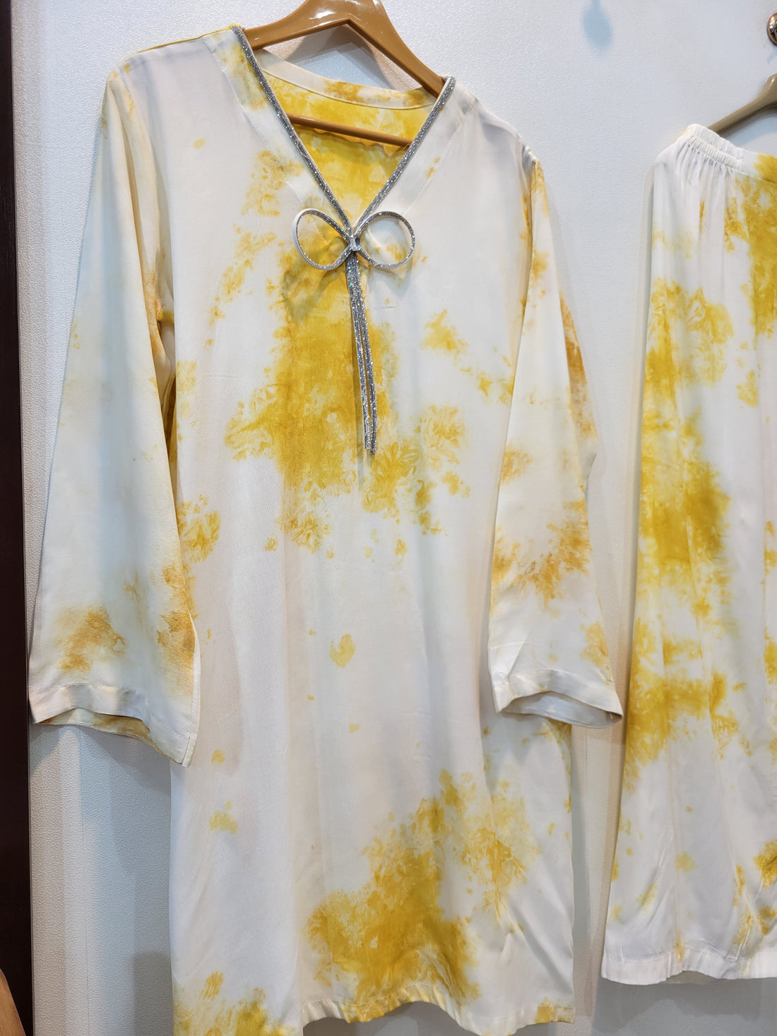 Bow Dye (Yellow)