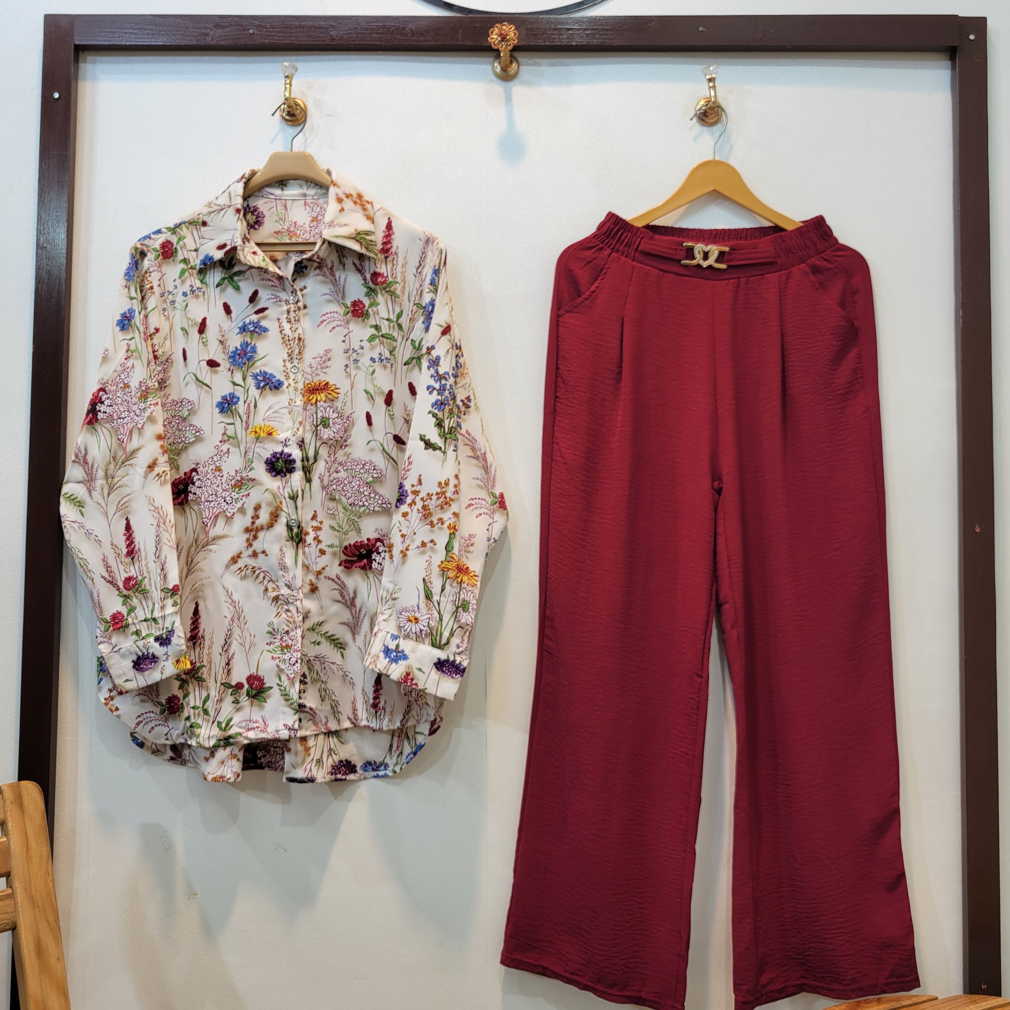 Soulmate (White Maroon)