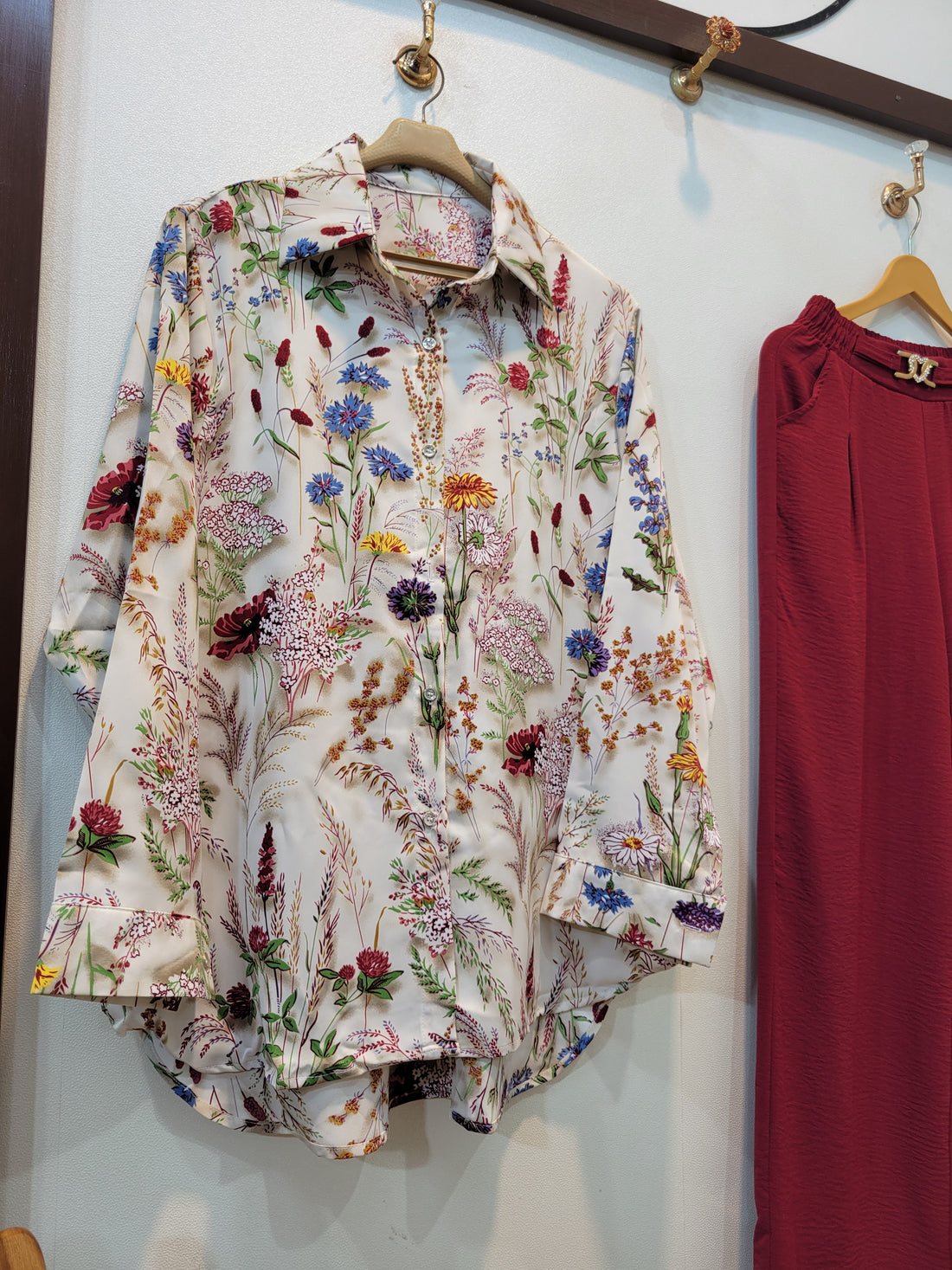 Soulmate (White Maroon)