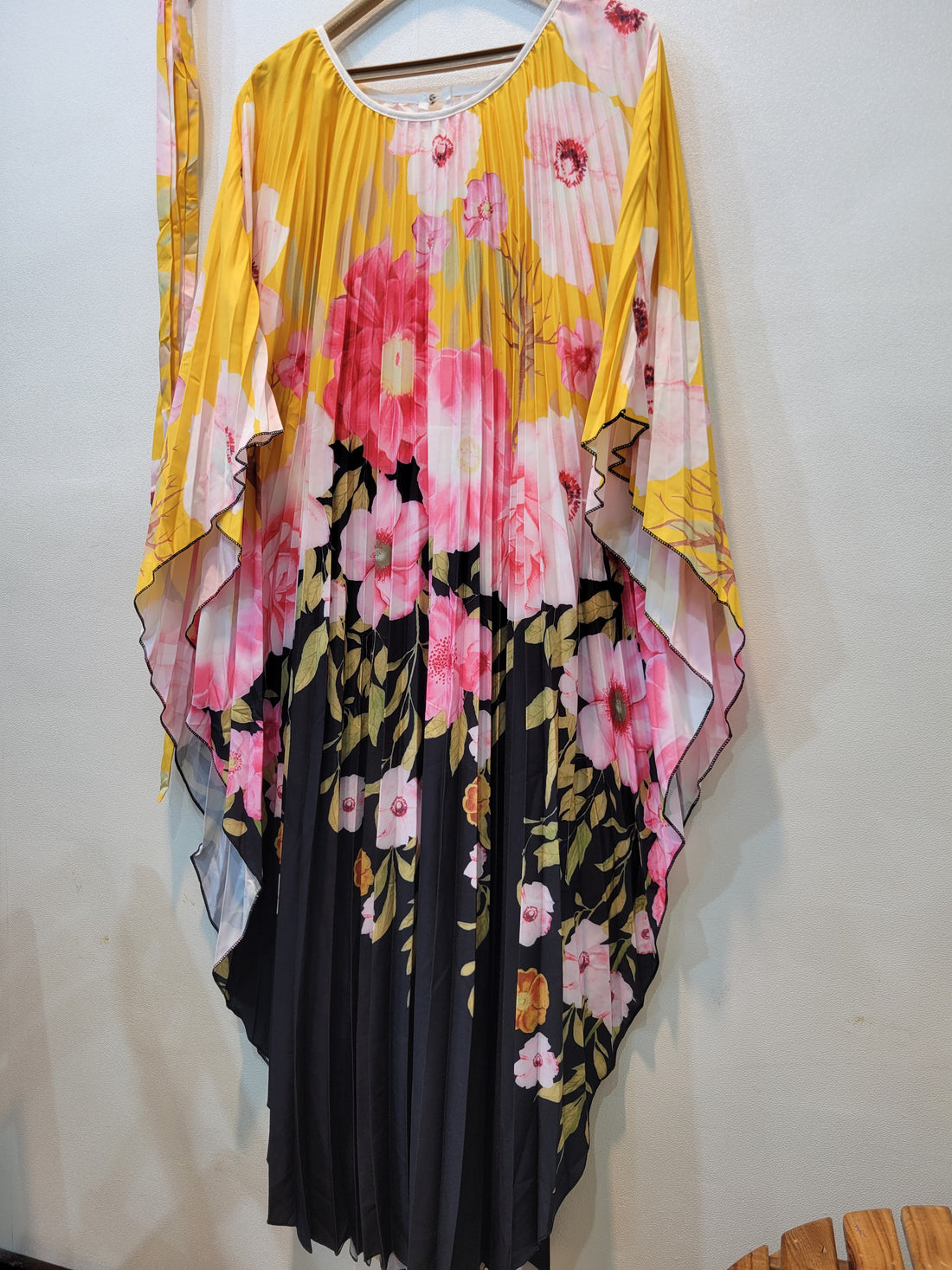 Morocco Flame Kaftaan (Black)