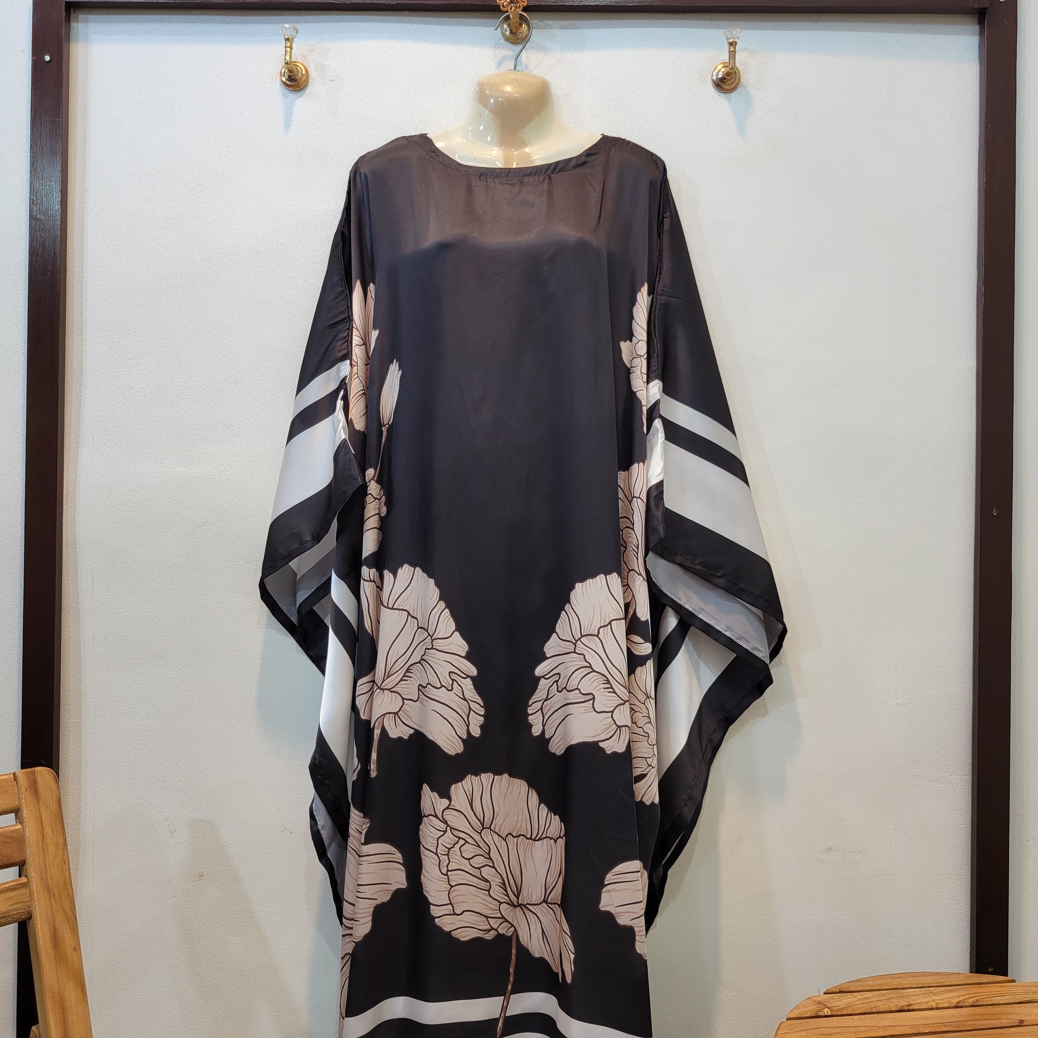 Silky Kaftaan (Black)