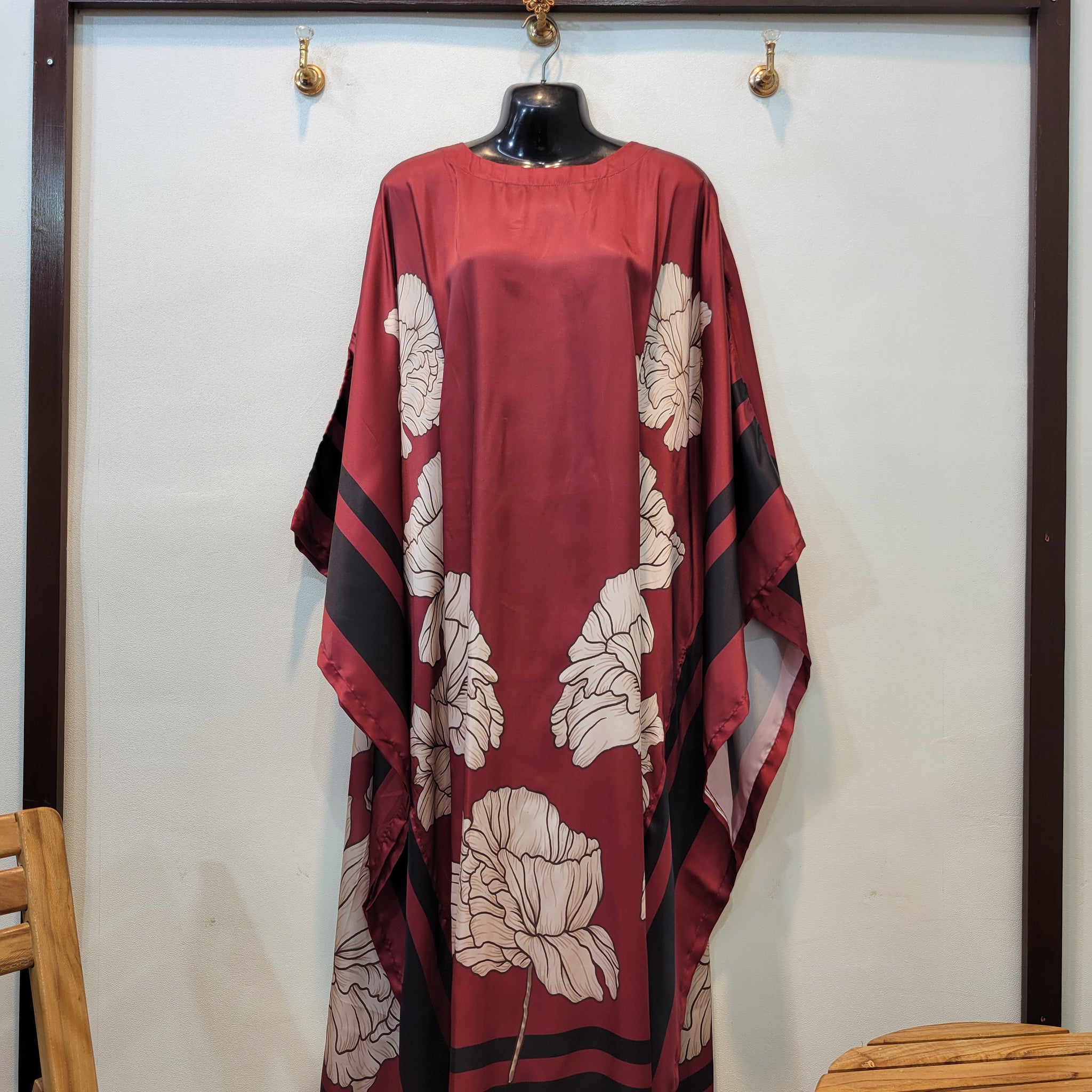 Silky Kaftaan (Maroon)