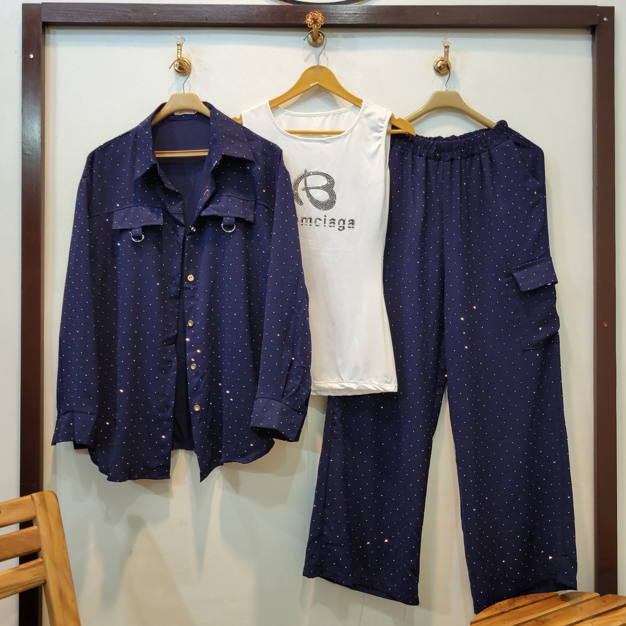 Dot a licious (Navy blue)