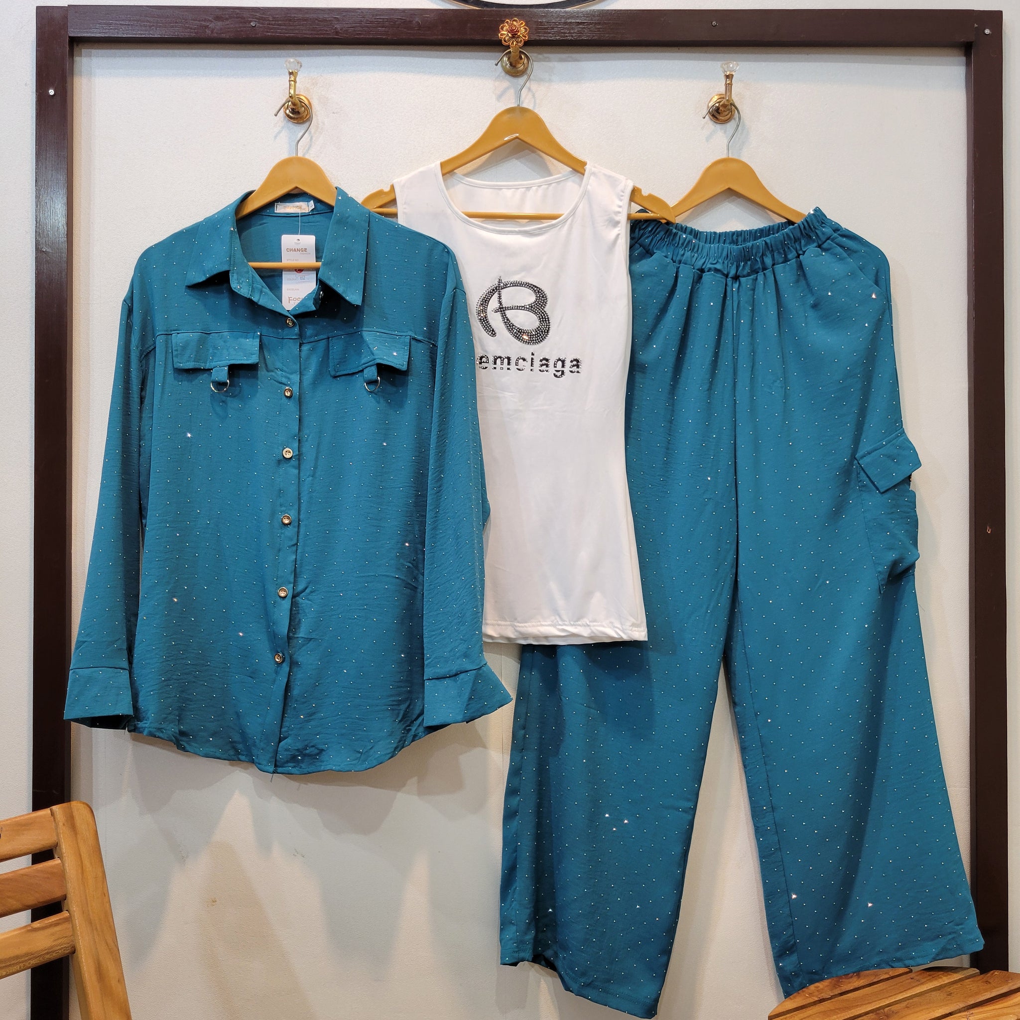 Dot a licious (Sea Green)