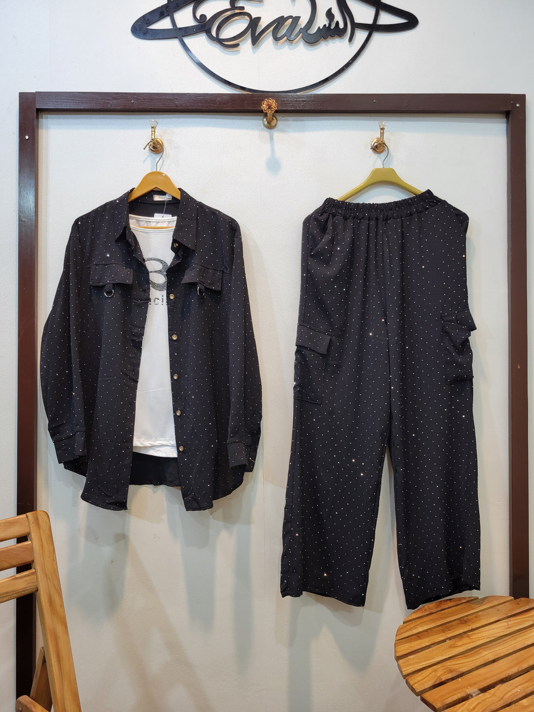 Dot a licious (Black)