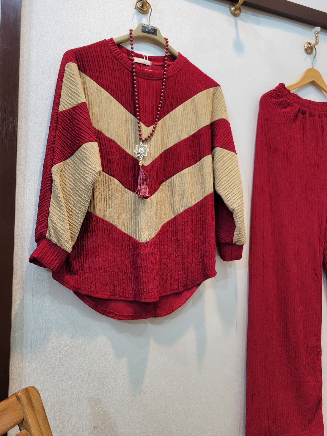 Jersey Old Money (Maroon)