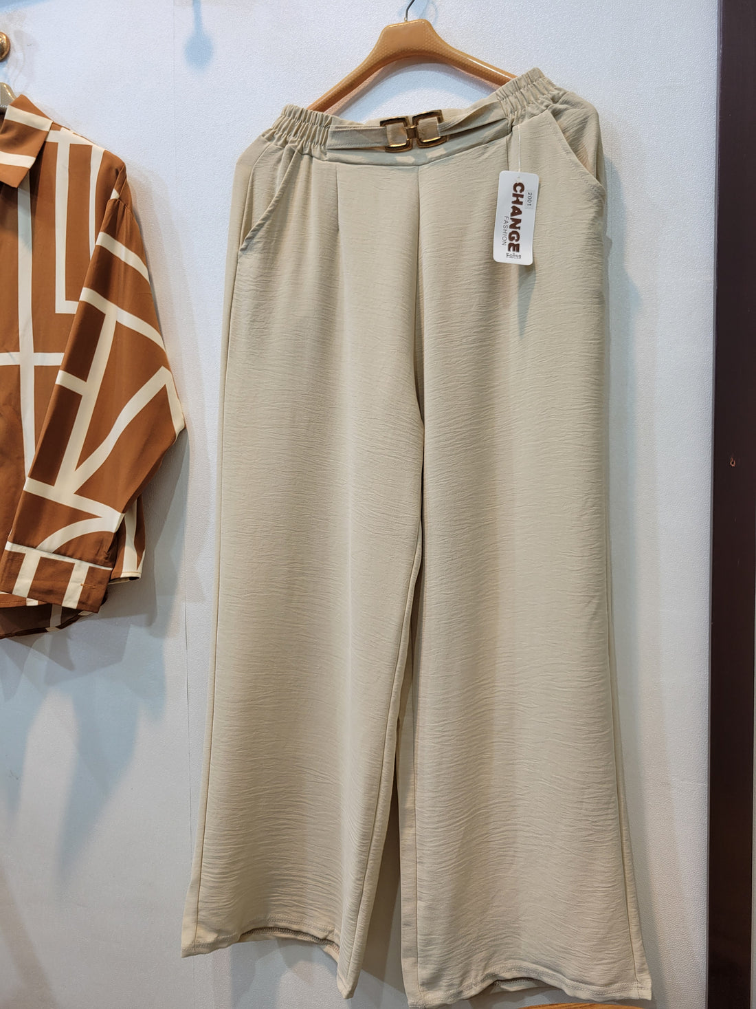 Soulmate (Light Brown)