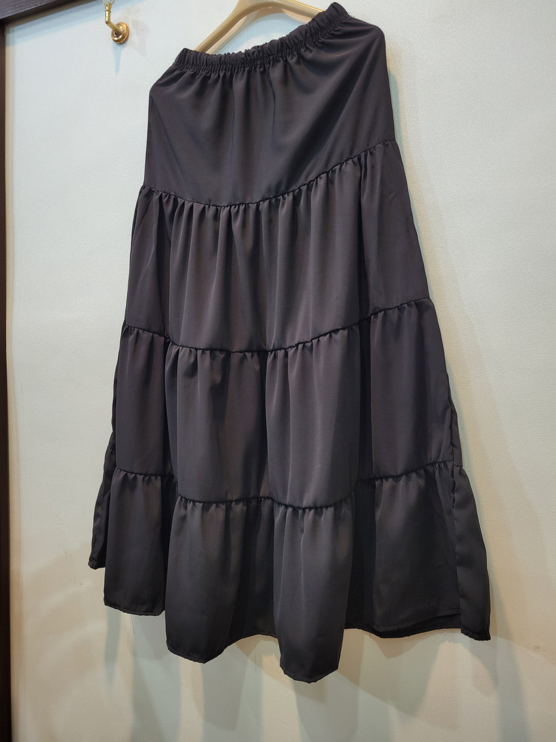 Pinterest Skirt (Black)