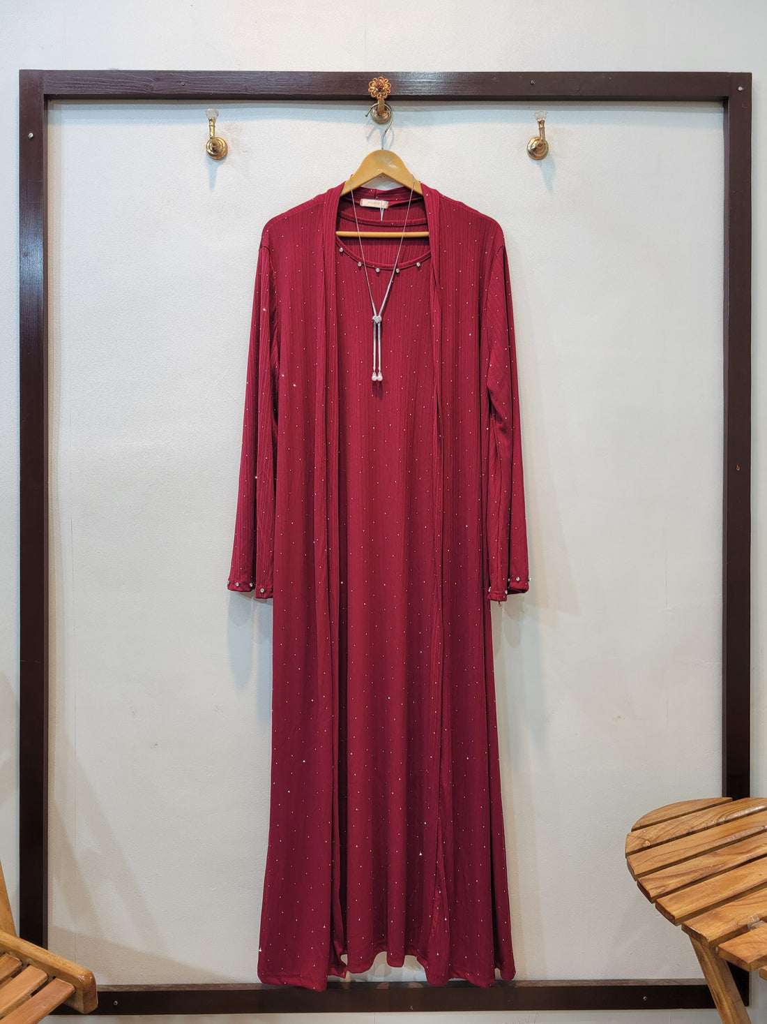 Abayzar (Maroon)